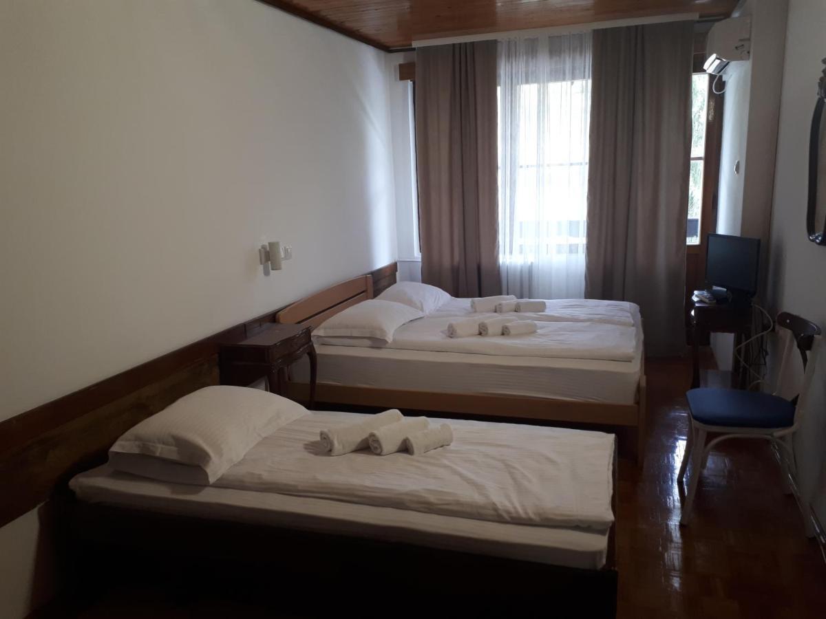 Hotel Trayal Kruševac Exterior foto