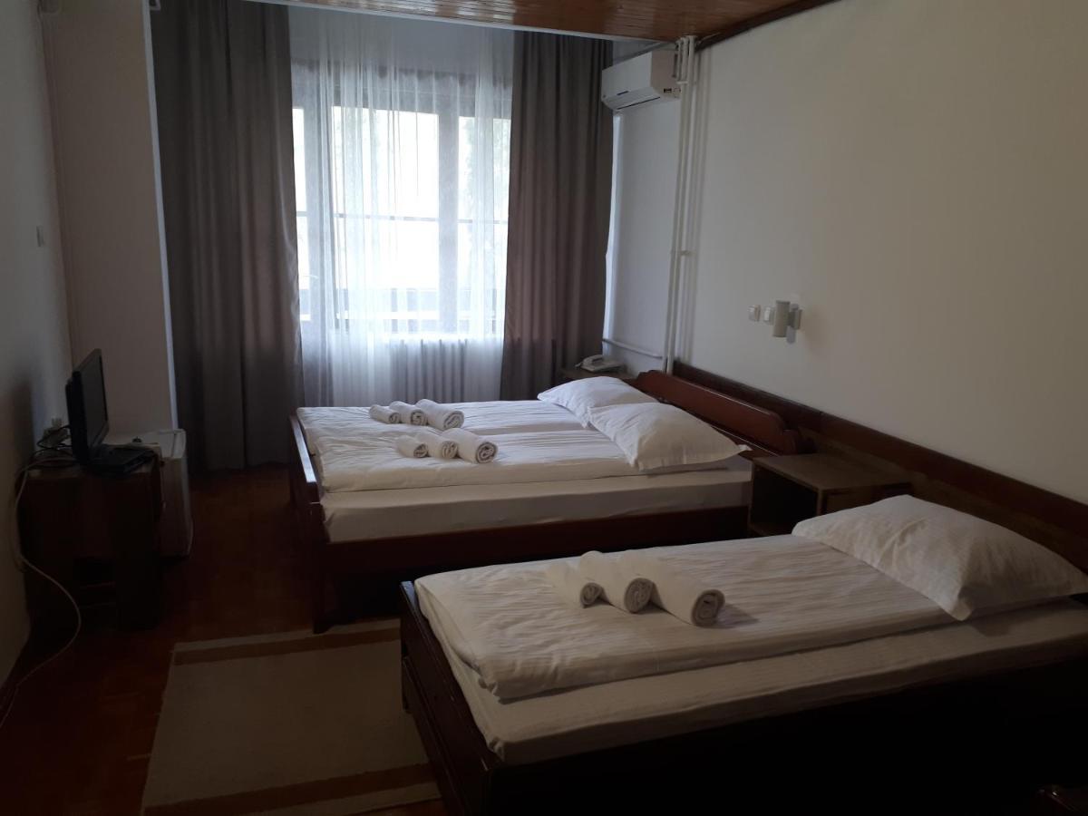 Hotel Trayal Kruševac Exterior foto